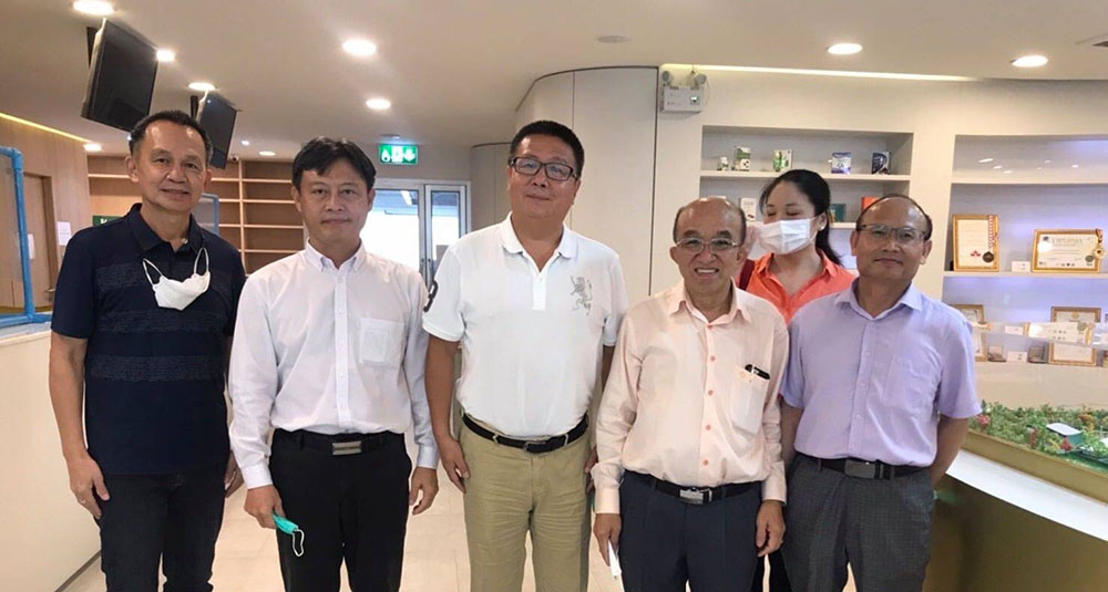 ต้อนรับ Mr. Simon Guo CEO บริษัท PRO MEDICAL และประธานบริษัท Zak Medical Group พร้อม Professor โจว คุณสมชาย สว่างพัฒนากุล และคุณโจซิลิน